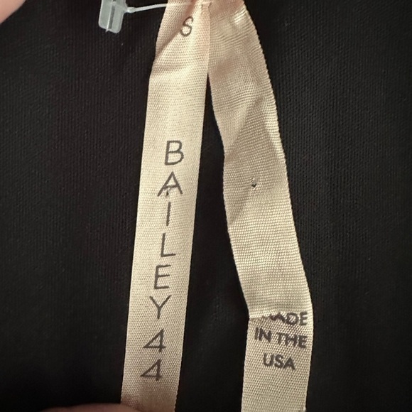 Bailey 44 USA Made Bling Mini  Skirt elastic waist Black Gold Silver Small EUC - Picture 3 of 6